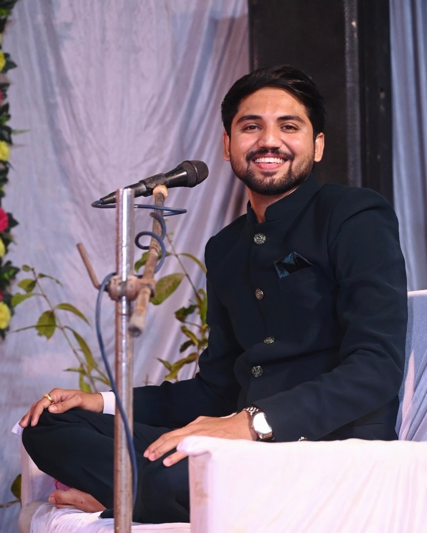 Akshat Vyas — journey frame